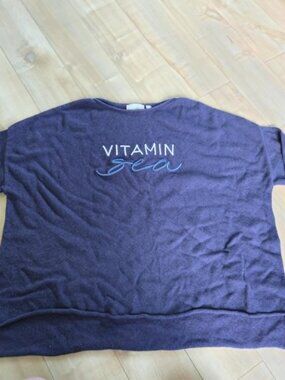 Mia & Tess "Vitamin Sea" Embroidered Sweatshirt | Large